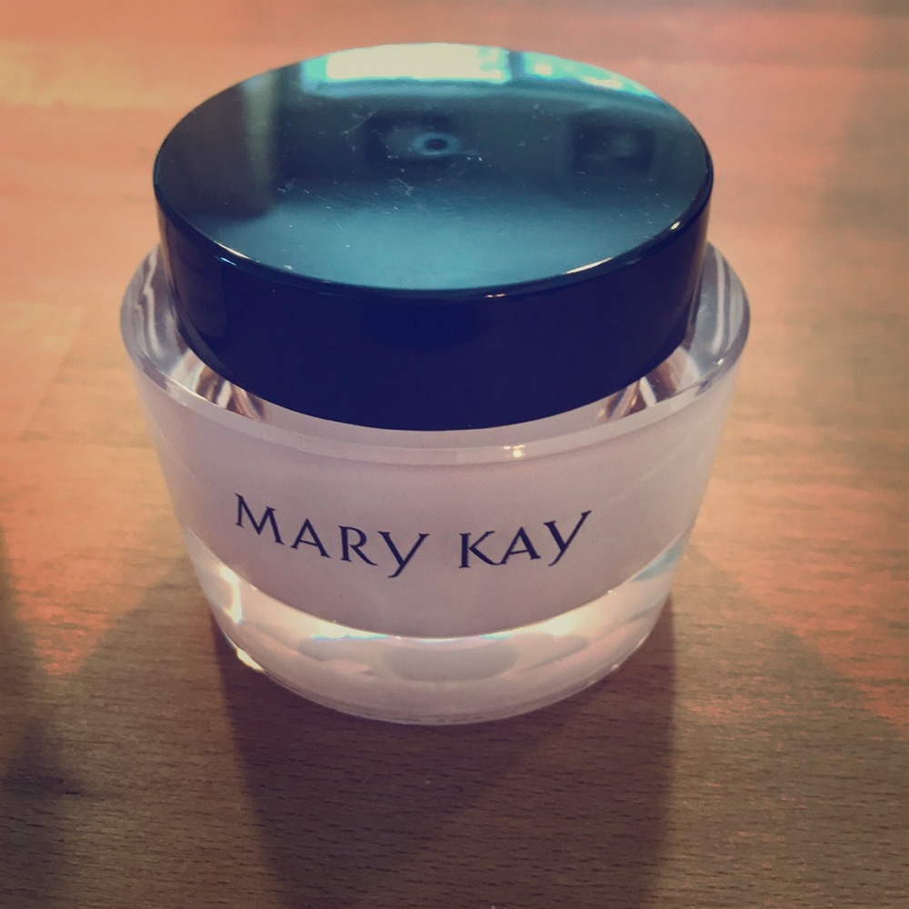 Mary Kay Intense Moisturizing Cream